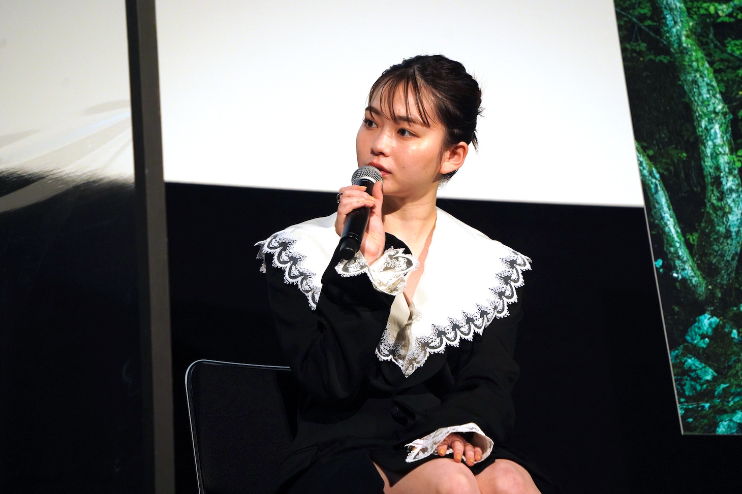 山田杏奈