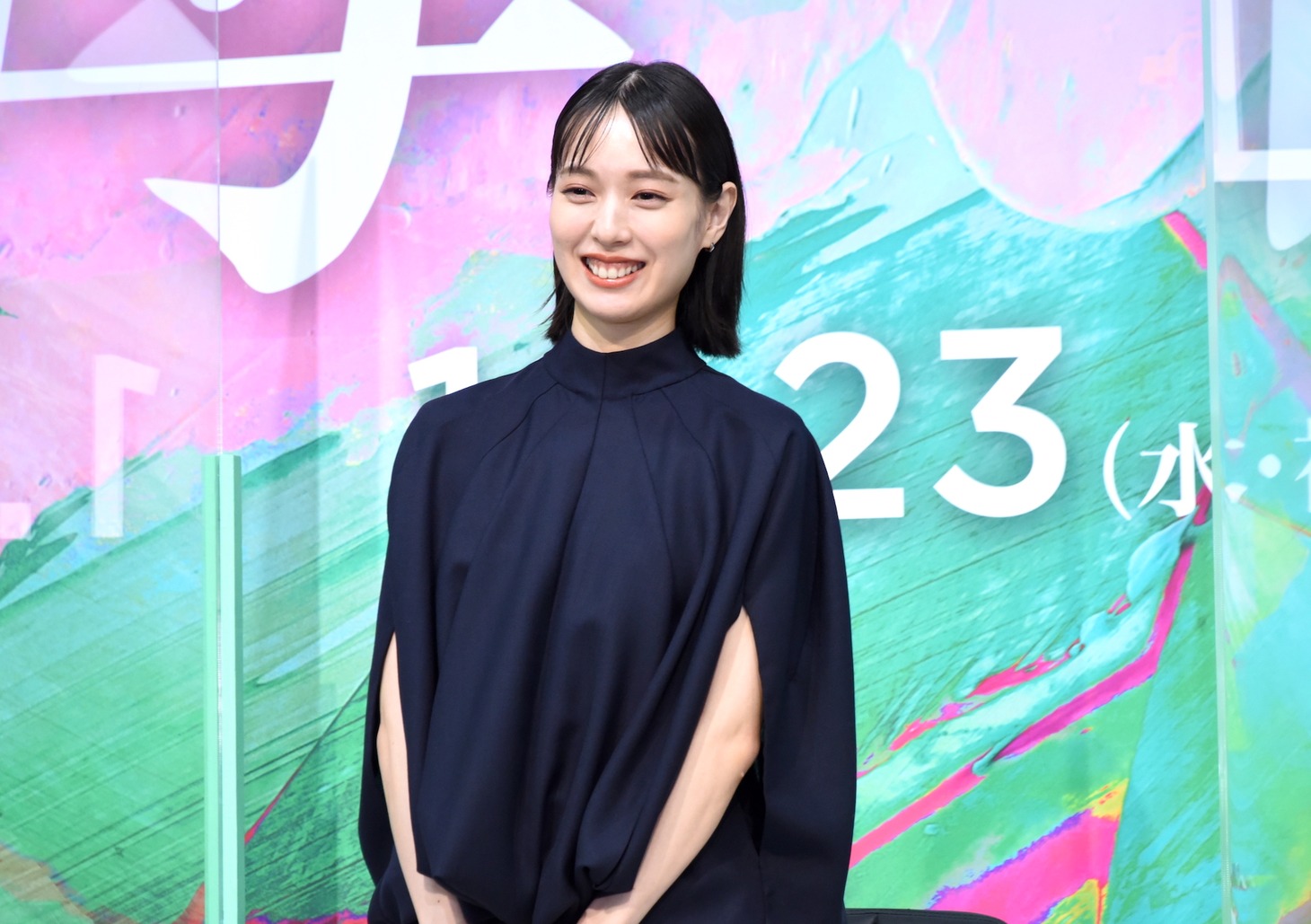 戸田恵梨香