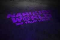 「NARIKIRI WORLD」より。