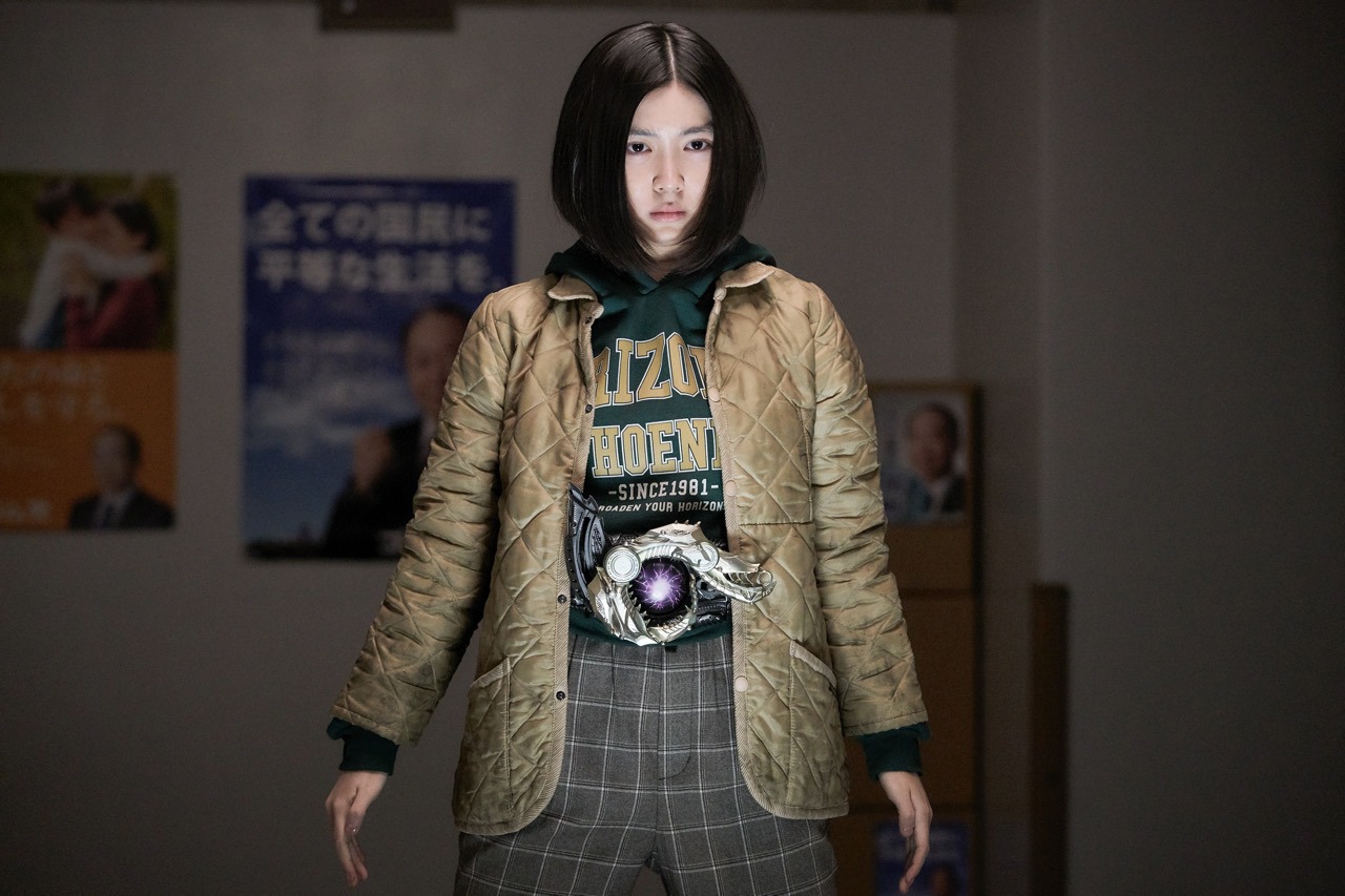 「仮面ライダーBLACK SUN」新場面写真