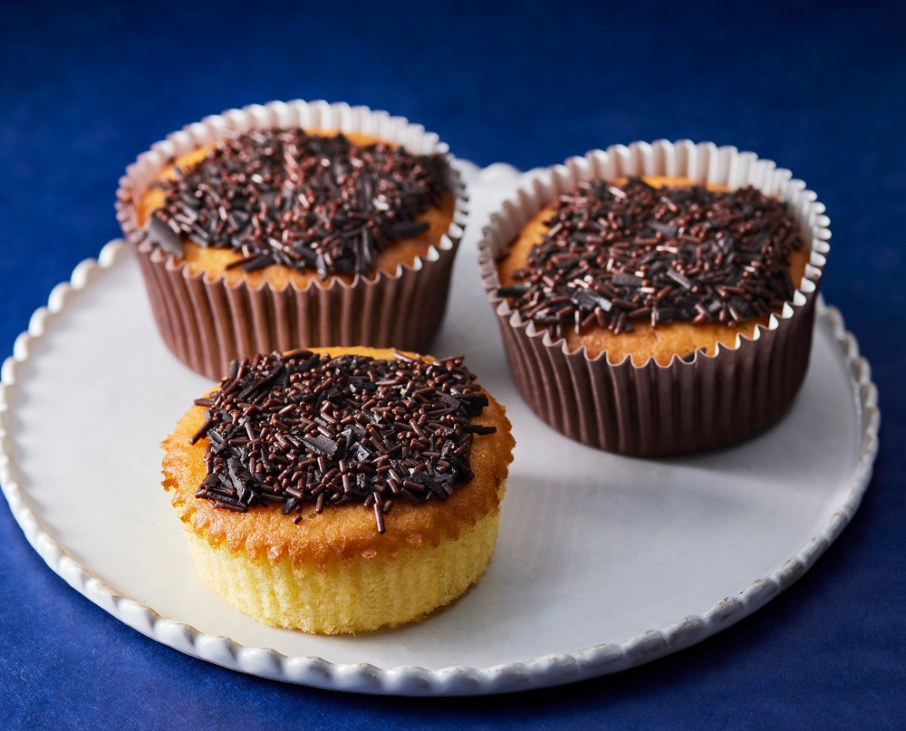 「チョコカップケーキ」（税込370円）