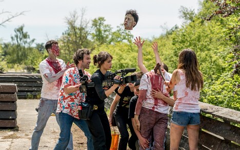 「キャメラを止めるな！」