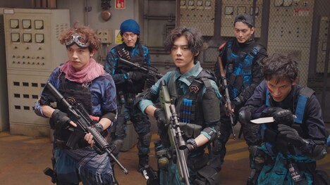 「クロスファイア」