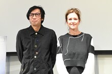 左から行定勲、ジュリー・テイモア。