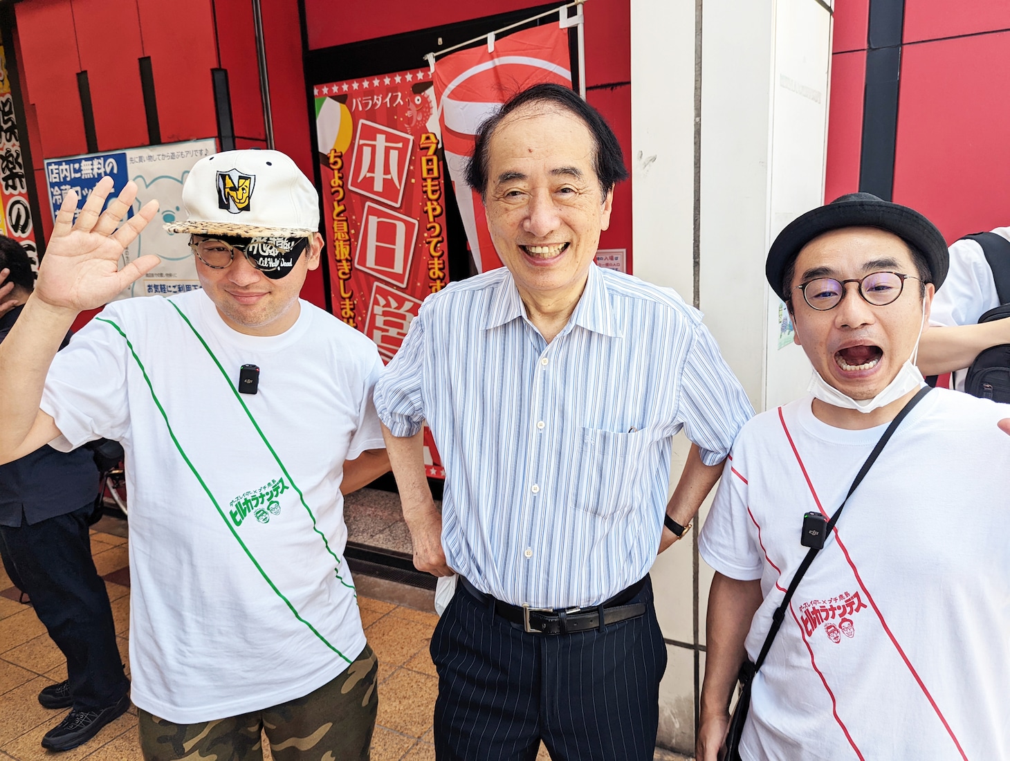 左からDARTHREIDER、菅直人、プチ鹿島。
