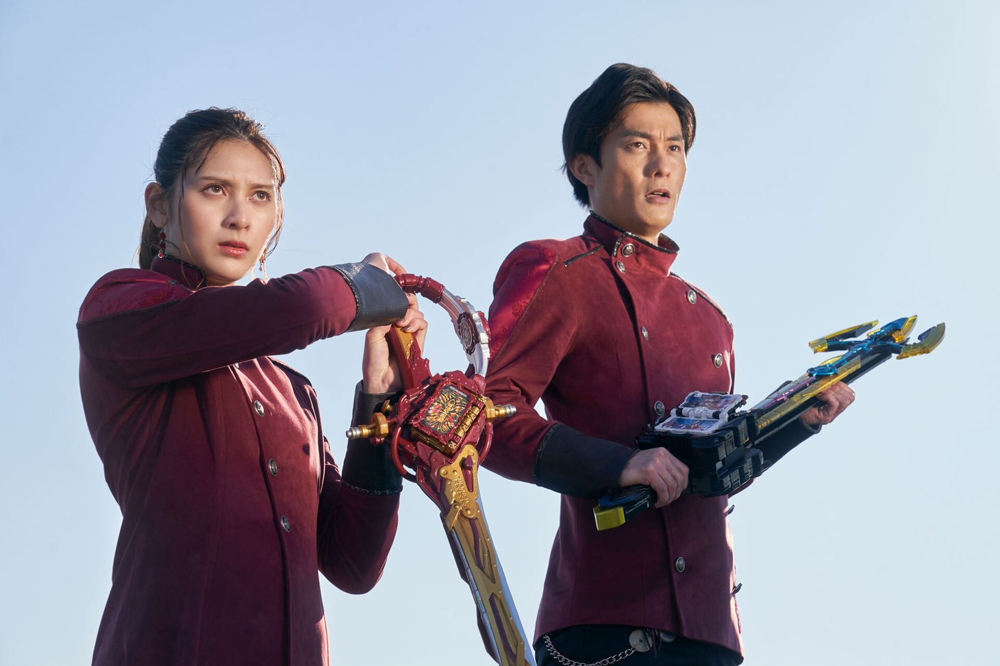 「仮面ライダーセイバースピンオフ 仮面ライダーサーベラ＆仮面ライダーデュランダル」