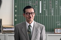 木村隆二役の岩井ジョニ男。