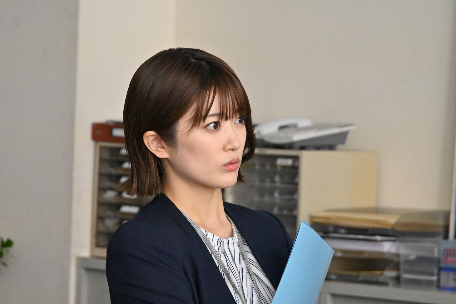 清水彩花役の樋口日奈。