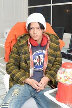 白瀬剛人役の日向亘。