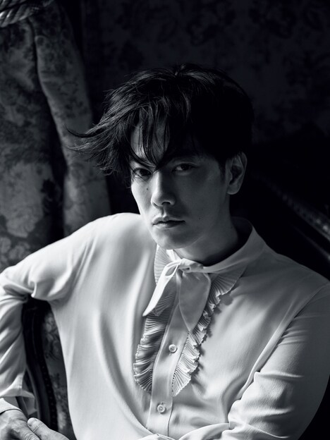 佐藤健 (c)Mario Sorrenti c/o Art Partner