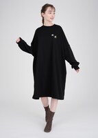 スウェットワンピース「クリスマスのおもちゃ」（税込6900円）