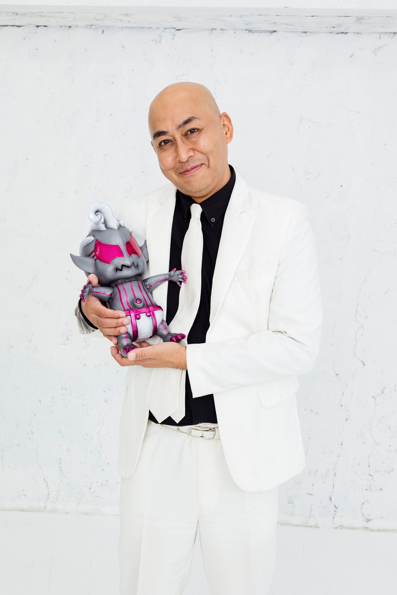 錦鯉・長谷川雅紀が赤ちゃん悪魔役、「仮面ライダーギーツ×リバイス」に参戦