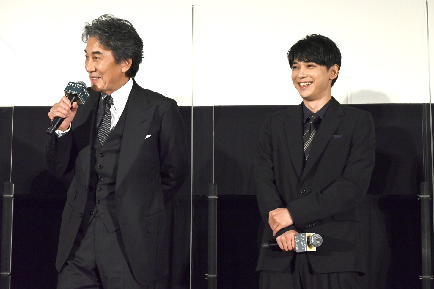 「ファミリア」完成披露上映会の様子。