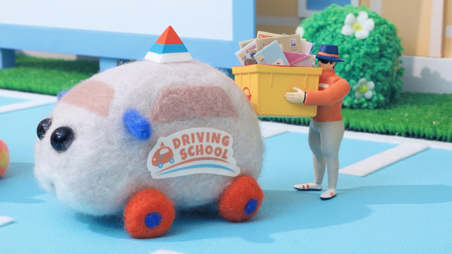 「PUI PUI モルカー DRIVING SCHOOL」