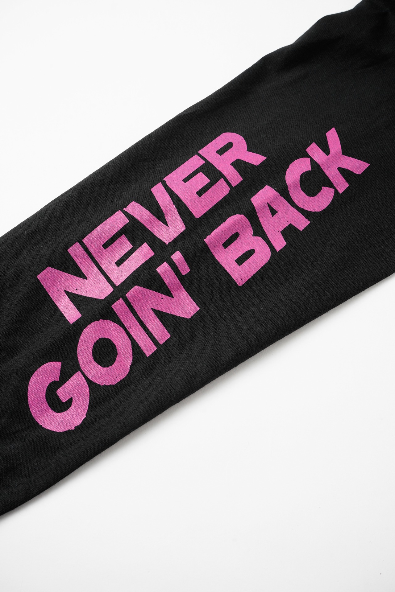 X-girl × NEVER GOIN BACK L/S TEE BLACKの一部。