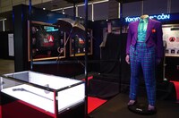 「バットマン」におけるジョーカーの衣装や小道具。