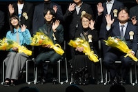 最優秀女優賞・男優賞を受賞した俳優陣。左から広瀬すず、松坂桃李、倍賞千恵子、佐藤二朗。