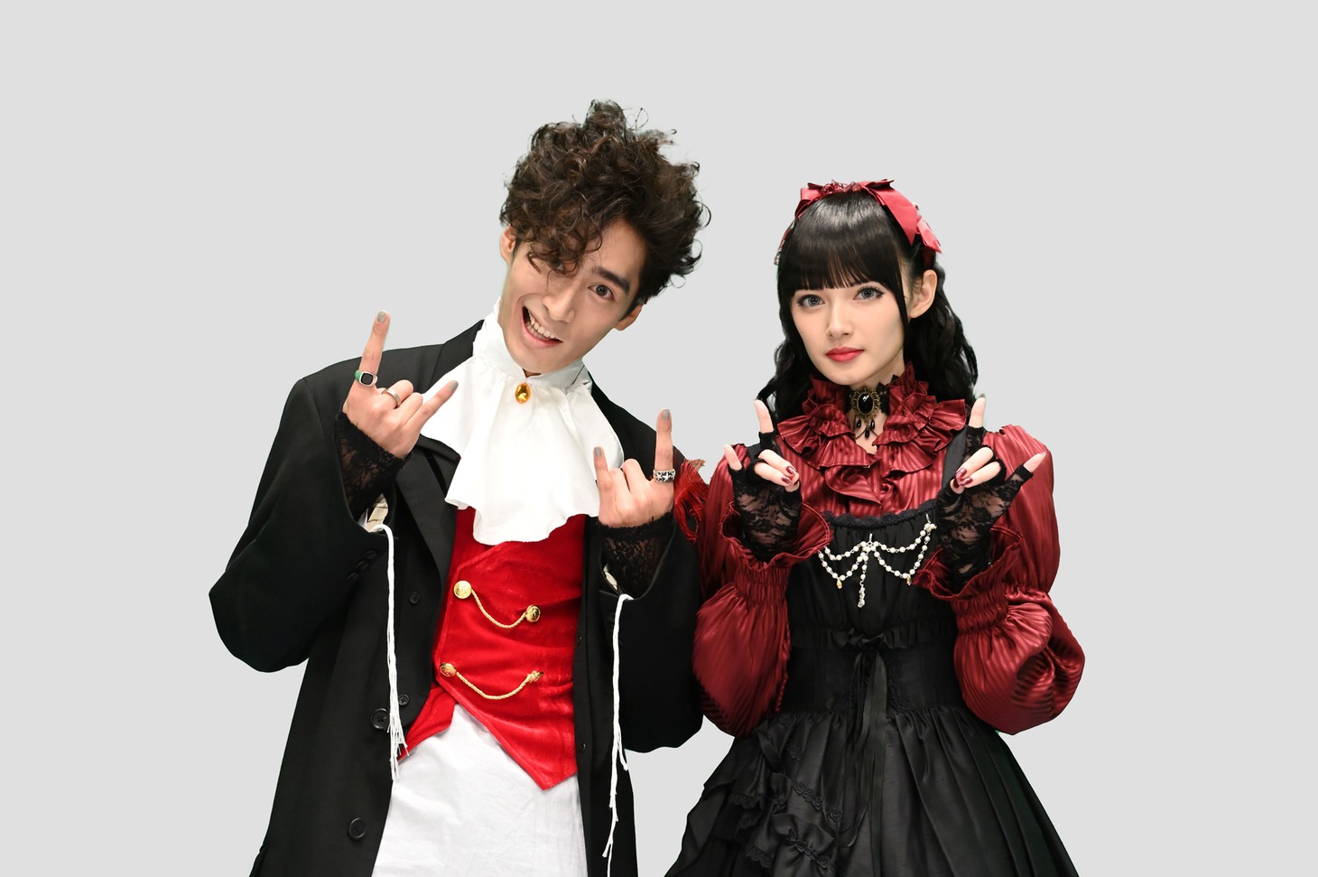 左から“ブラック”ジョージ・狩崎、“小悪魔”ツムリ。