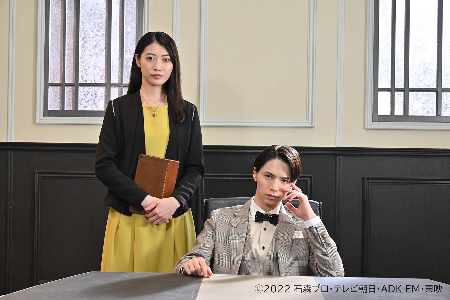 左から安田聖愛演じるサマス、北村諒演じるニラム。