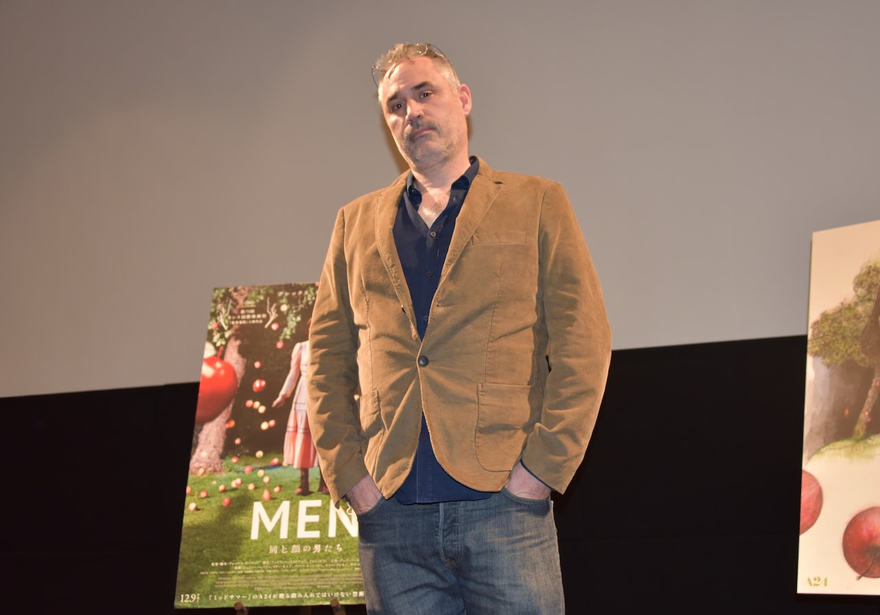「MEN」監督のアレックス・ガーランドが持論明かす「現実が一番奇妙だと思う」