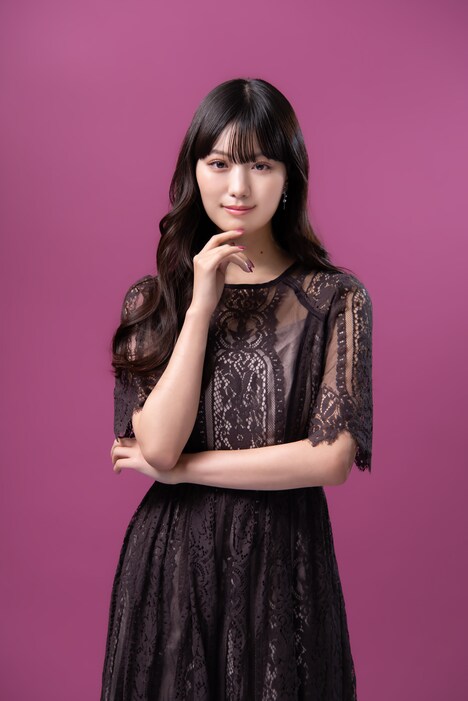 鶴嶋乃愛演じる立花ノア。