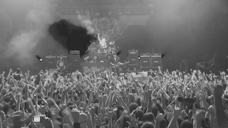 「モーターヘッド／ザ・ワールド・イズ・アワーズ」