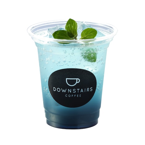 オリジナルドリンク「楽園の海辺」（税込700円）