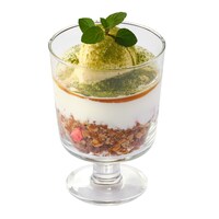 オリジナルドリンク「神秘の星パフェ」（税込750円）