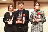 左から深瀬和美、森井勇佑、川和田恵真。
