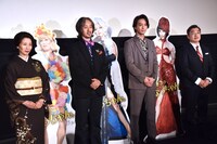 「ひみつのなっちゃん。」完成披露舞台挨拶の様子。