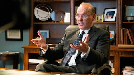 「ワース 命の値段」場面写真