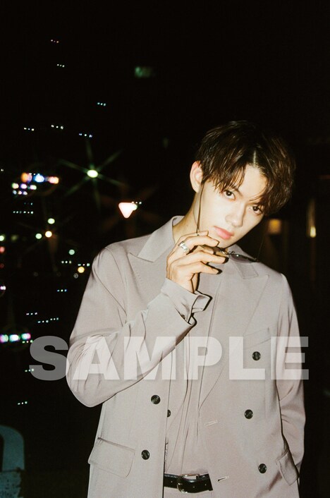 「佐野勇斗カレンダー2022.4-2023.3」特典イメージ(STARDUST SHOPPERS)