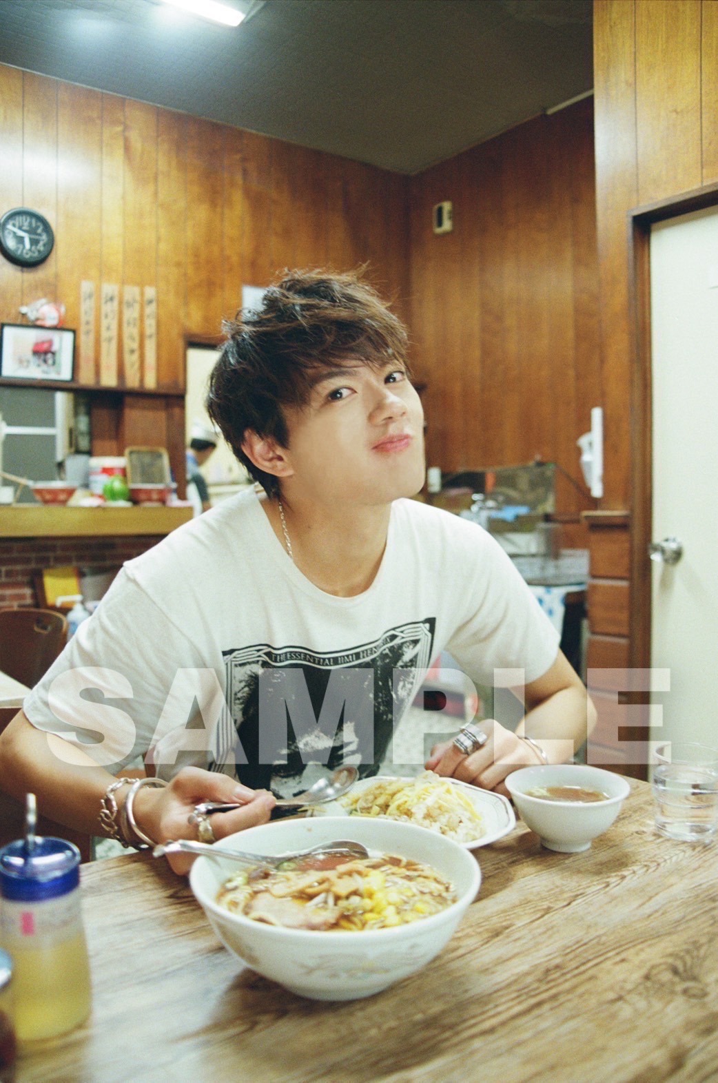 「佐野勇斗カレンダー2022.4-2023.3」特典イメージ（HMV&BOOKS online・店舗・Loppi）