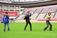 左から城戸真司を演じる須賀貴匡、秋山蓮を演じる松田悟志、浅倉威を演じる萩野崇。