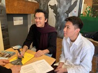 左からレックス・レン、スン・クワントー。