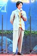 賀来賢人