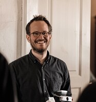 ユホ・クオスマネン (c)2021 - AAMU FILM COMPANY, ACHTUNG PANDA!, AMRION PRODUCTION, CTB FILM PRODUCTION