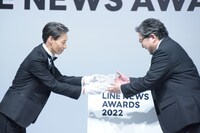 樋口真嗣（右）