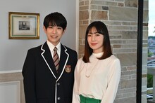 小田将聖（少年忍者 / ジャニーズJr.）と菅野美穂。(c)テレビ朝日