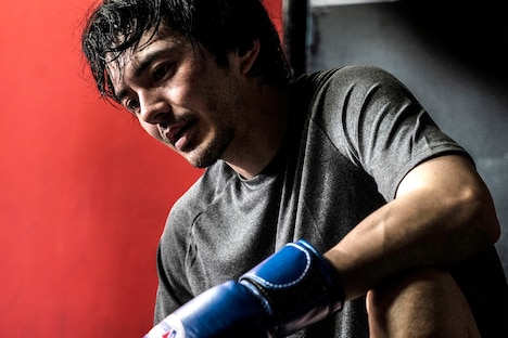 「COUNT100」場面写真