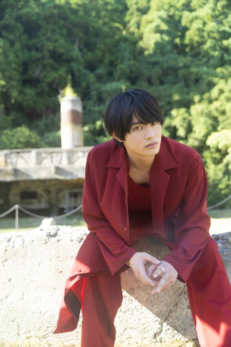 「前田拳太郎1st写真集 Awake」より。