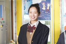 横田真悠演じる吉田美沙。