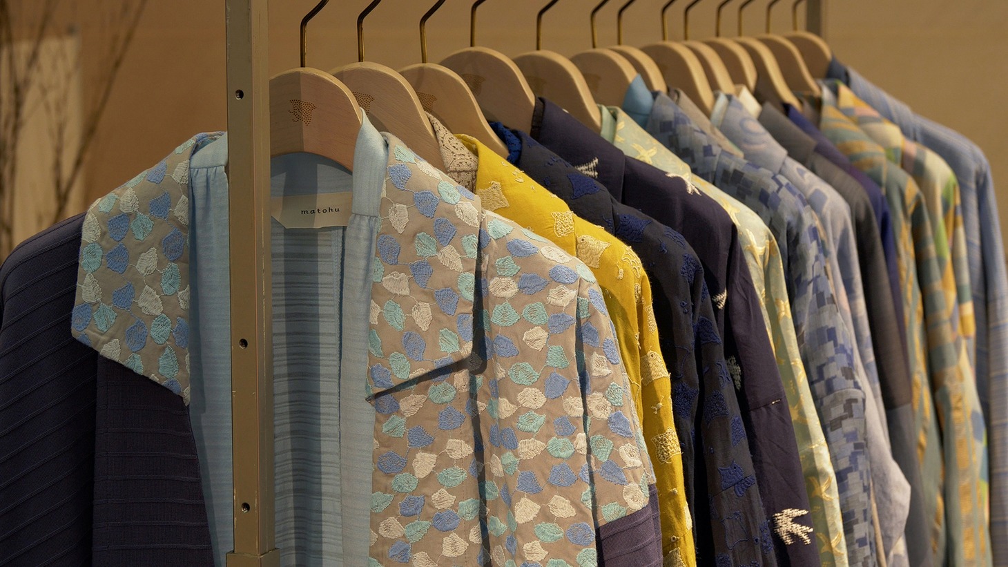 「うつろいの時をまとう」