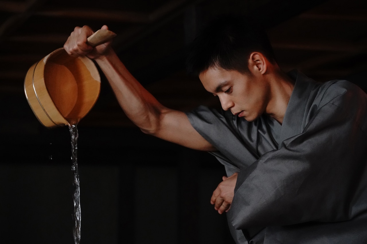 「湯道」窪田正孝がお湯を慈しむ、“湯道所作”の紹介イラストも到着