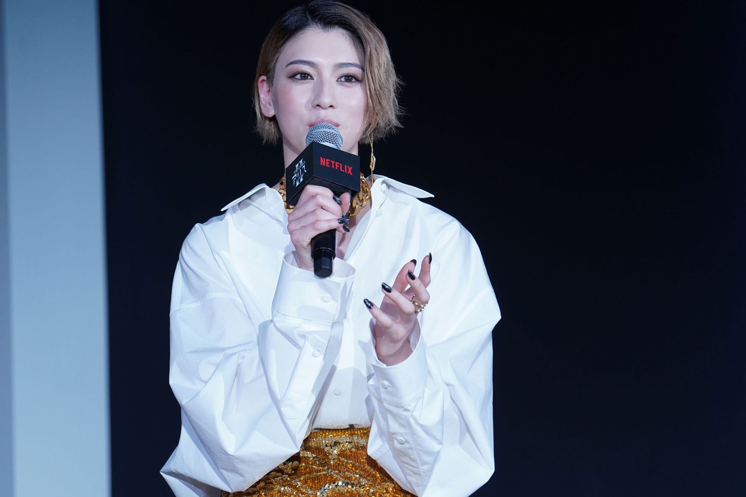 三吉彩花