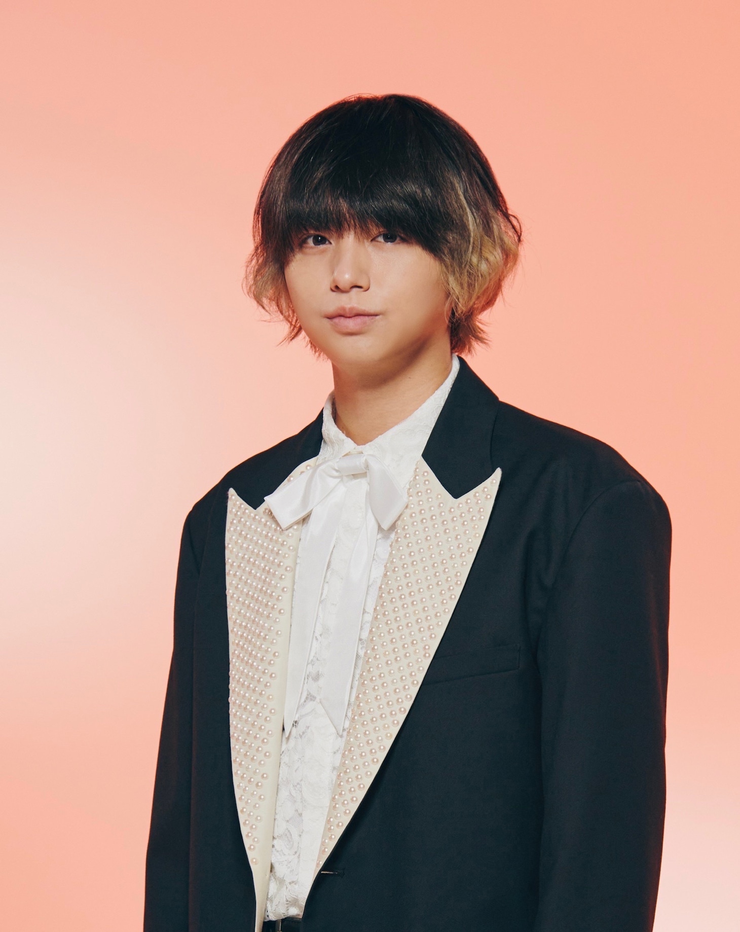 伊野尾慧