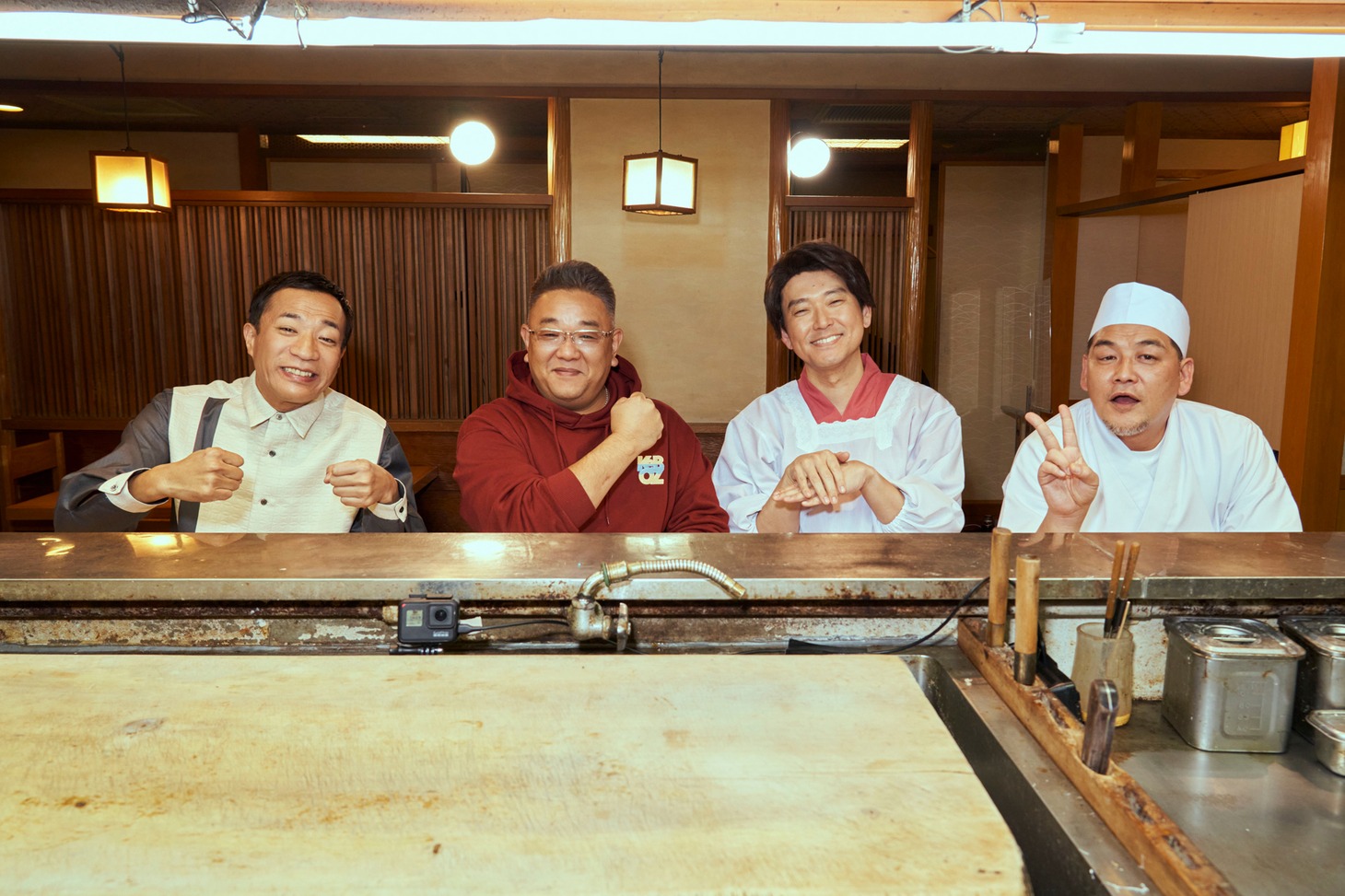 左から塙宣之、伊達みきお、土屋伸之、富澤たけし。