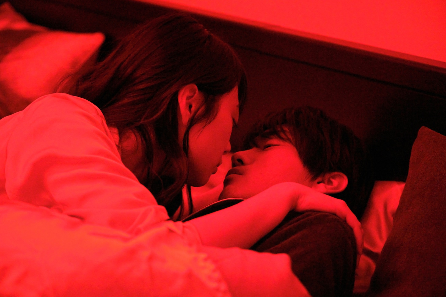 「わたしの夫は―あの娘の恋人―」第1話場面写真