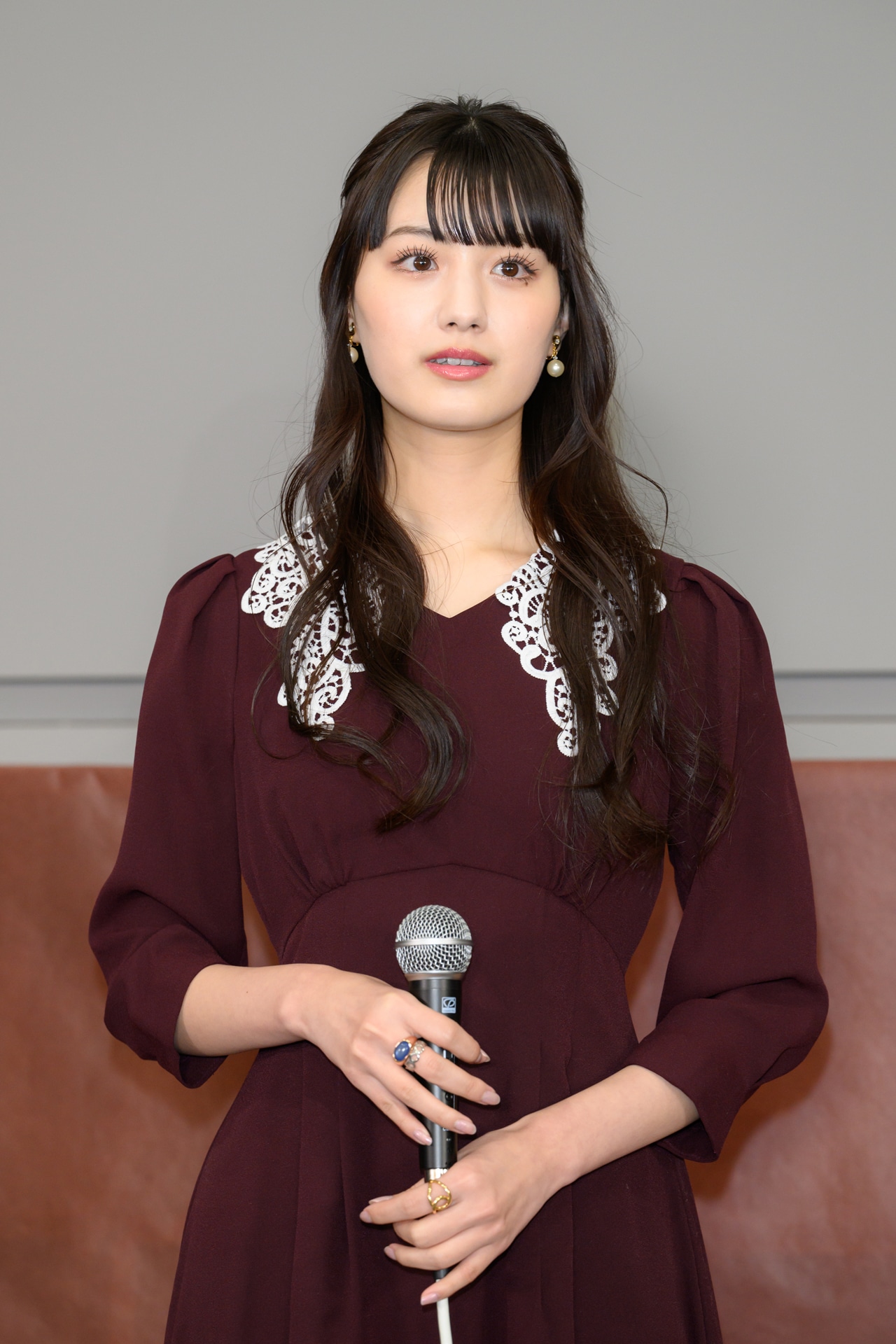 鶴嶋乃愛