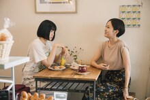 「あつい胸さわぎ」場面写真